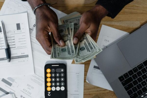 Counting money and making some calculation